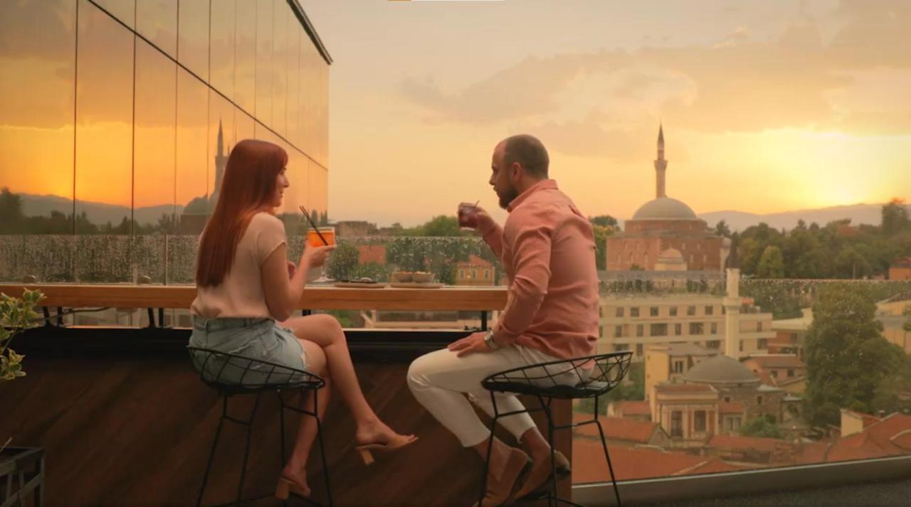 Hotel Arka Скоп'є Екстер'єр фото The view from the rooftop bar