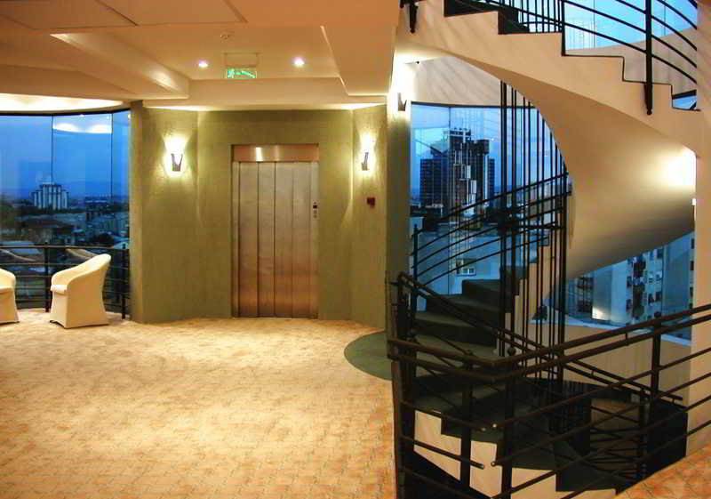 Hotel Arka Скоп'є Екстер'єр фото Interior of the hotel